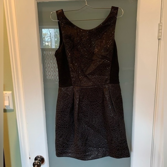 Babaton Dress SZ  8 - Picture 1 of 7